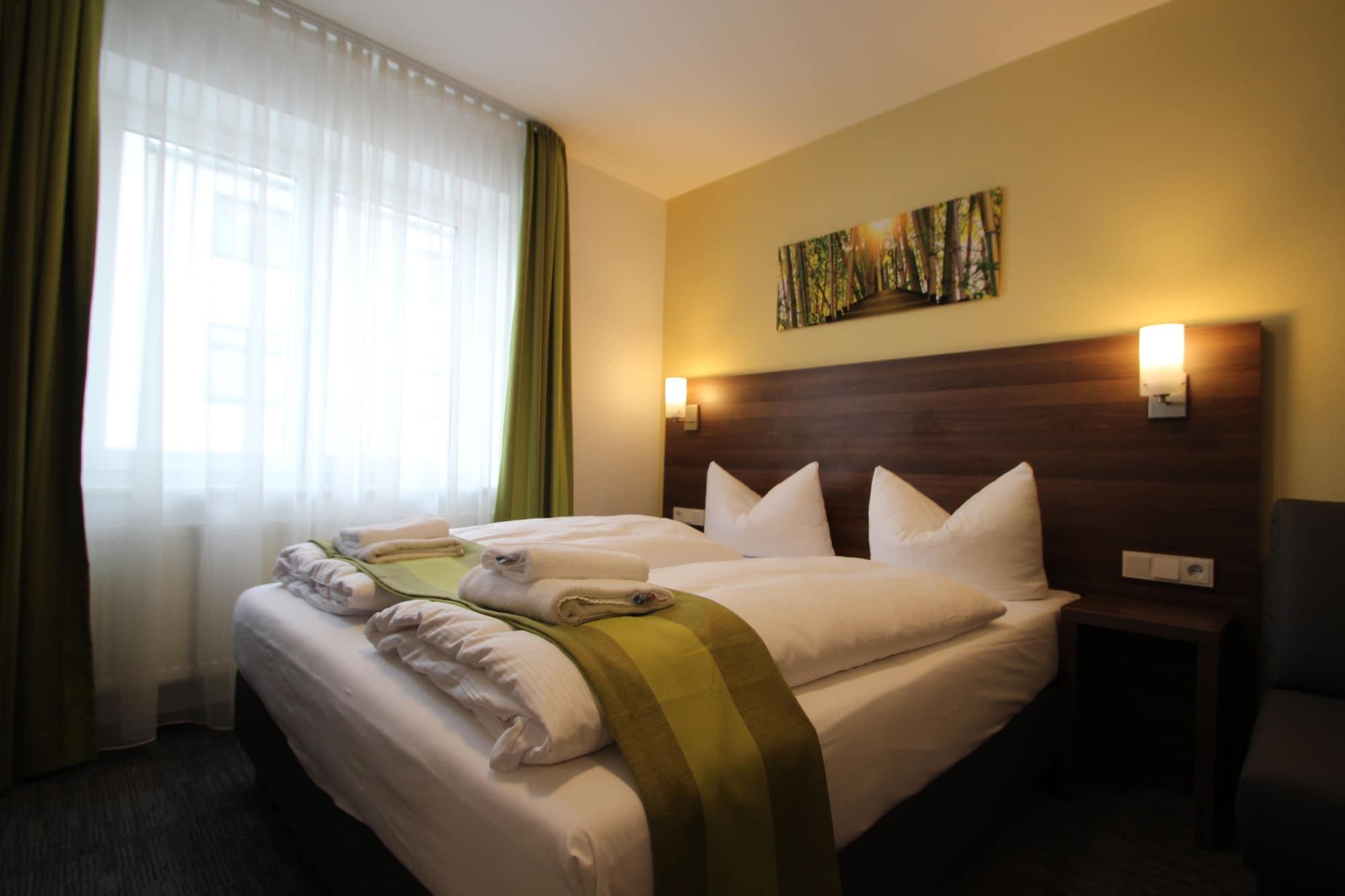 Goethe Conference By Trip 3*